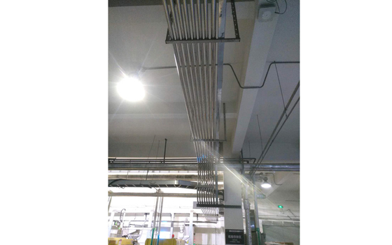 Sistema de alimentación transportador material central para el proceso plástico OMCS-80 del moldeo a presión