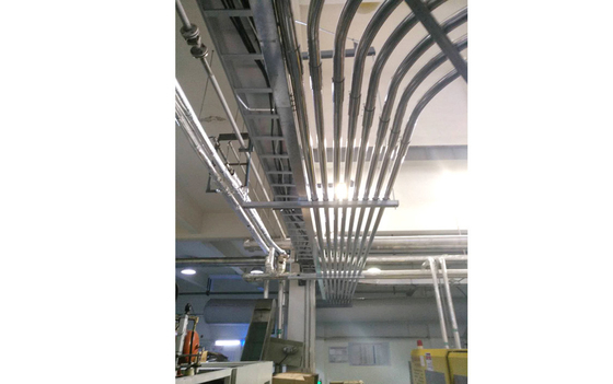 Sistema de alimentación transportador material central para el proceso plástico OMCS-80 del moldeo a presión