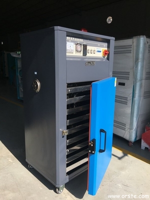 Producto material plástico Oven Cabinet Dryer de la resina del gránulo del equipo auxiliar