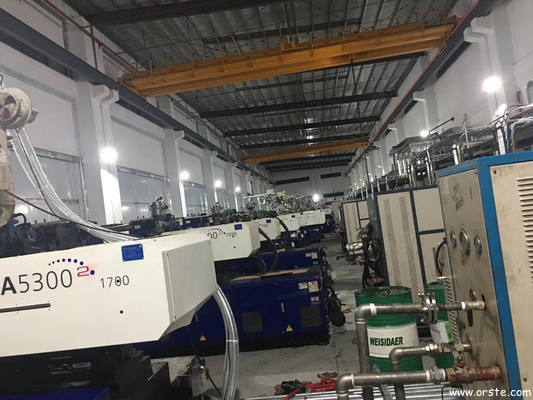 Sequedad central plástica y sistema de alimentación para la manipulación de materiales múltiple del planeamiento entero de la fábrica OMCS-50